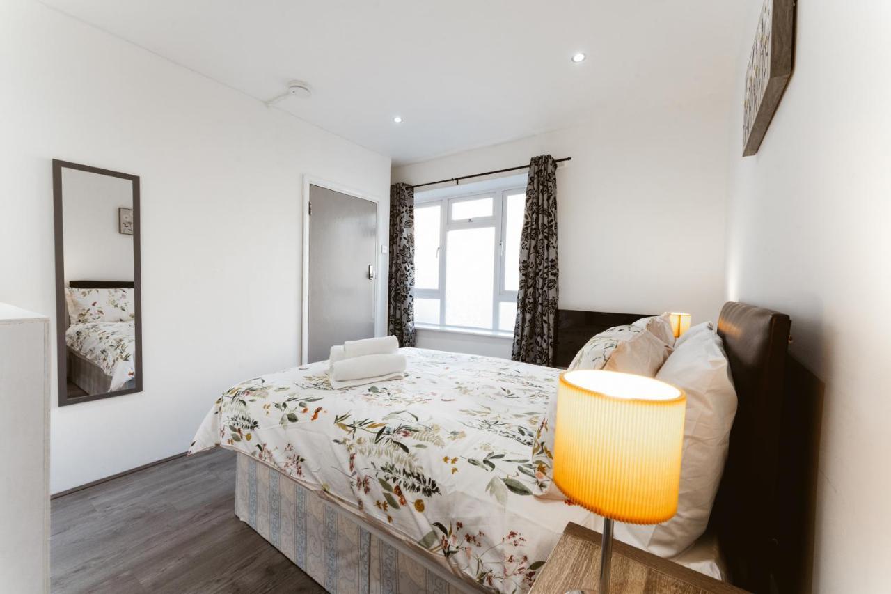 Stepney Green Beds To Stay 24 Лондон Екстер'єр фото